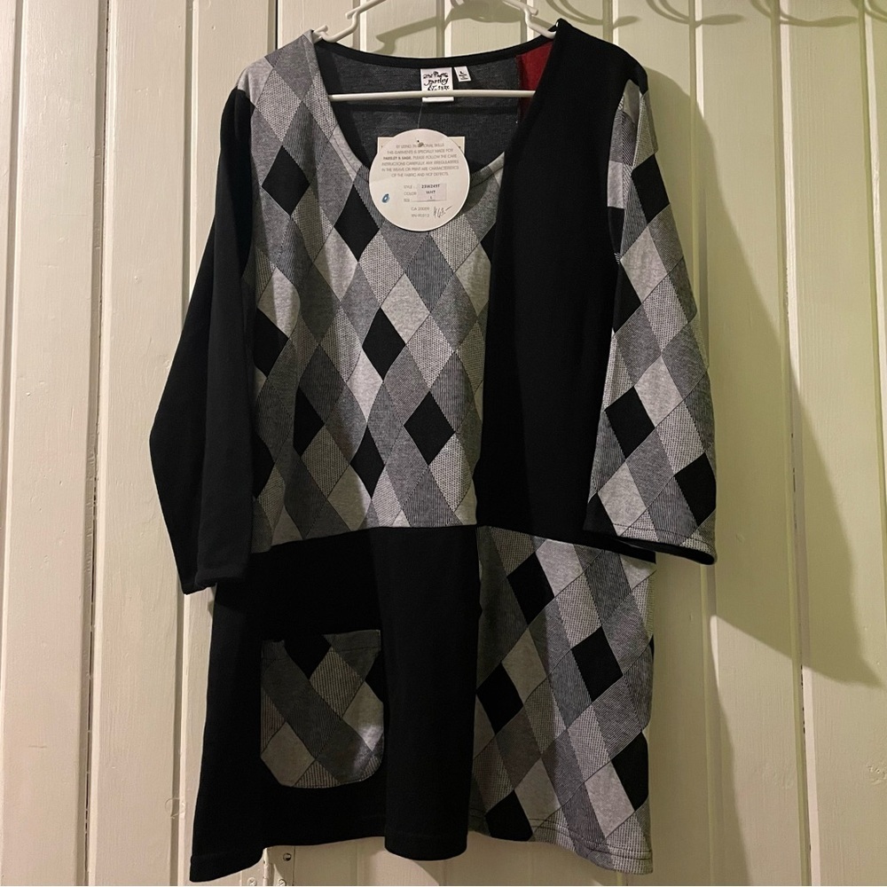 Parsley & Sage argyle tunic-large NWT